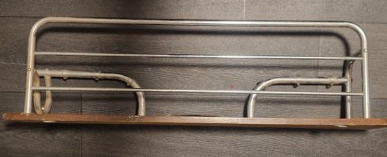 Image 1 of Porte-manteau vintage en bois à cadre tubulaire