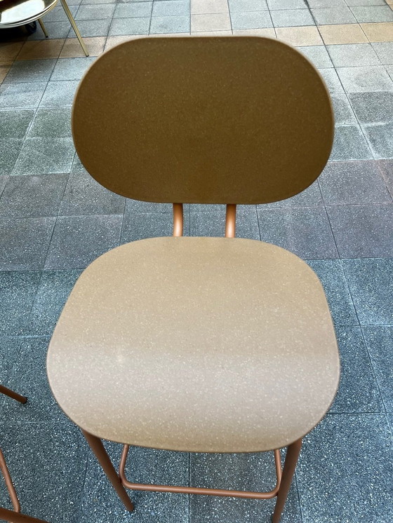 Image 1 of Tabouret Hari H75