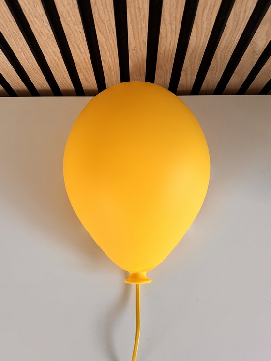 Image 1 of Lampe ballon vintage IKEA Drömminge