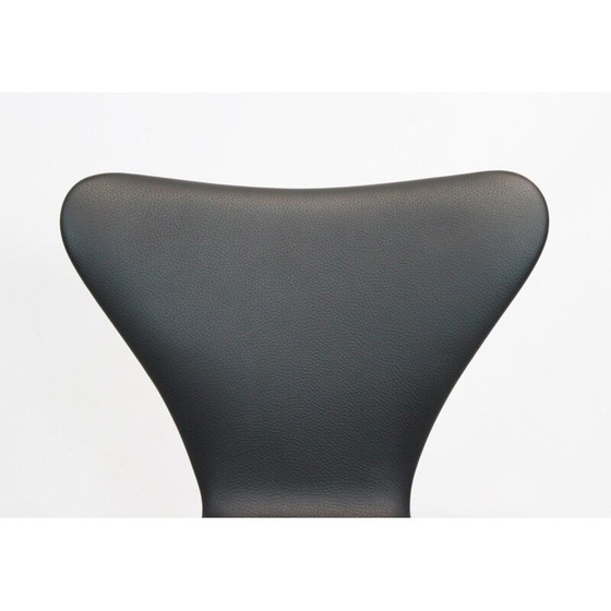 Image 1 of Ensemble de 4 chaises Seven vintage, modèle 3107 par Arne Jacobsen de Fritz Hansen