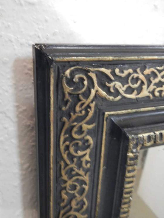 Image 1 of Miroir avec cadre en bois de tilleul sculpté 1920