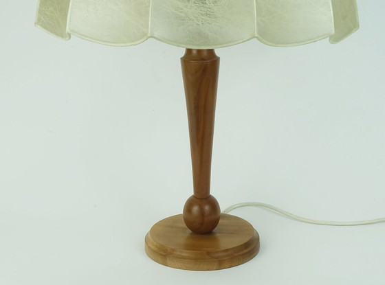 Image 1 of Rare Grande Lampe de Table Cocoon Moderne Mid Century Base en Bois de Cerisier 1970S