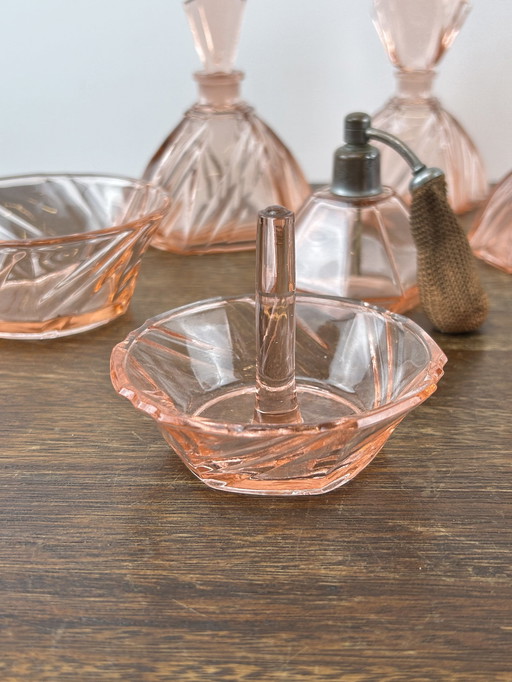 Set de flacons de parfum en verre pressé Art Déco rose