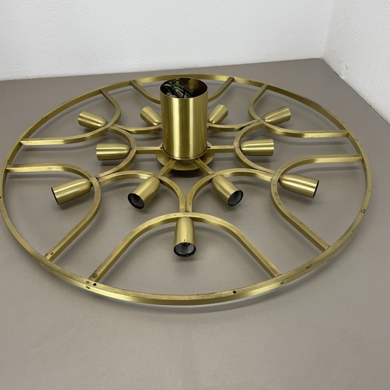 Image 1 of Grand plafonnier 64 cm à 12 ampoules en laiton, style Stilnovo, Italie, années 1960