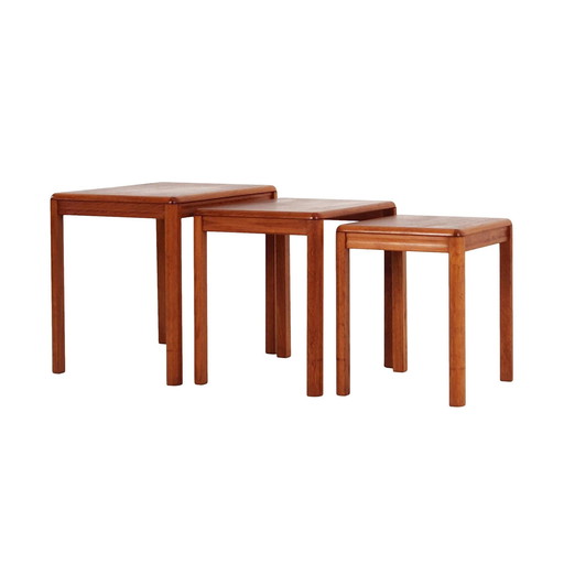 Ensemble de trois tables en teck, design danois, 1970S, Production : Danemark