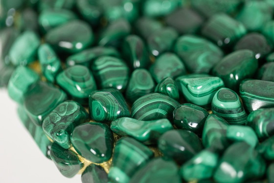 Image 1 of Guéridon En Malachite Et Métal Doré. Travail Contemporain.