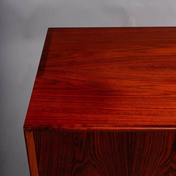 Image 1 of Buffet vintage LCW en frêne teinté rouge par Charles et Ray Eames pour Herman Miller, 2000