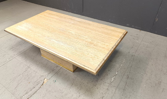 Image 1 of Table basse vintage en travertin et laiton par Fedam, 1970S