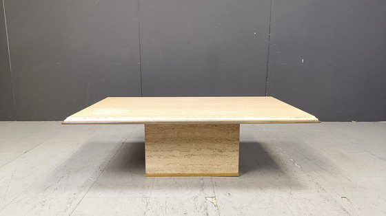 Image 1 of Table basse vintage en travertin et laiton par Fedam, 1970S
