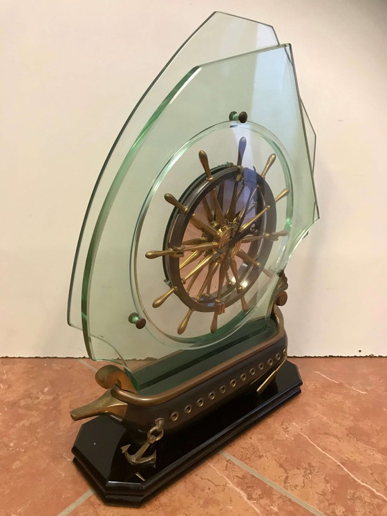 Image 1 of Horloge en bronze avec voiles en cristal, années 50