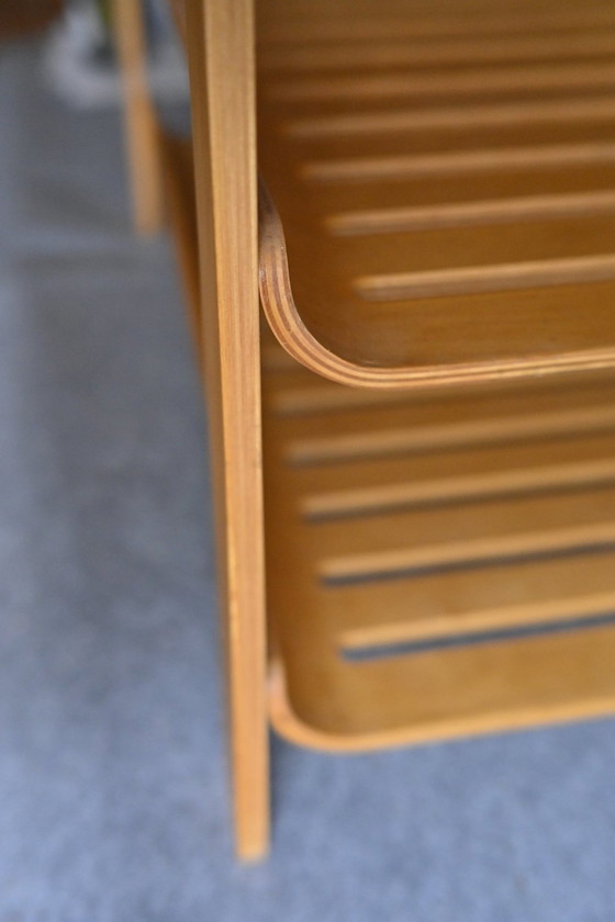 Image 1 of Ikea Vintage - Richard Clark - Table d'appoint en bois courbé - Style Alvar Aalto