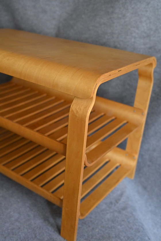 Image 1 of Ikea Vintage - Richard Clark - Table d'appoint en bois courbé - Style Alvar Aalto