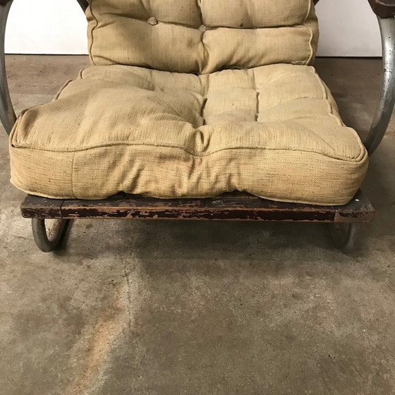 Image 1 of Fauteuil à base tubulaire et accoudoirs en bois 1930S