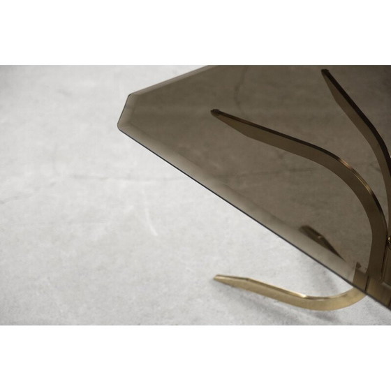 Image 1 of Table basse vintage en laiton et verre fumé foncé, 1970