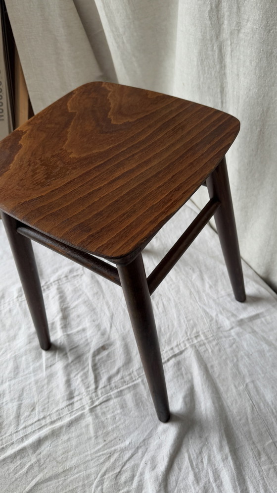 Image 1 of Tabouret élégant
