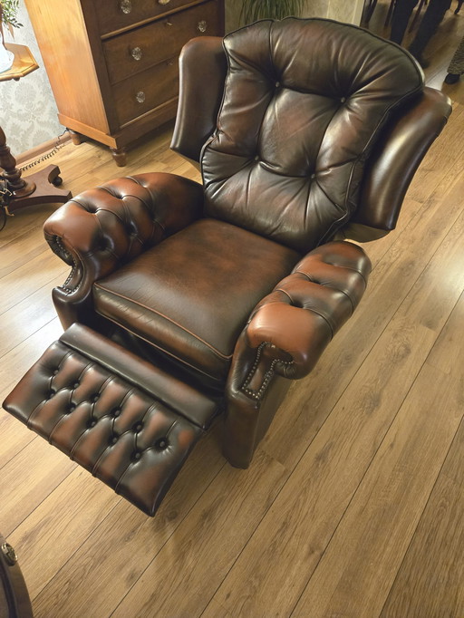 Canapé Chesterfield et fauteuil relax