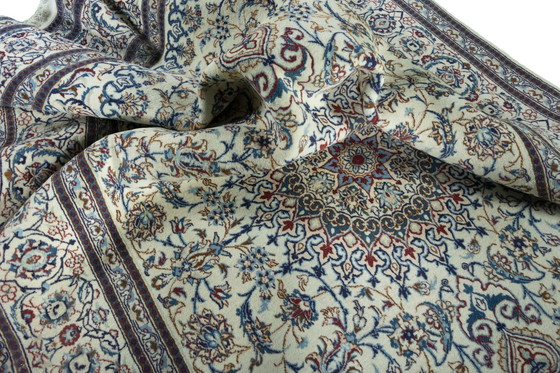 Image 1 of Tapis d'Orient Naïn 9La noué à la main avec de la soie -295 X 200 cm