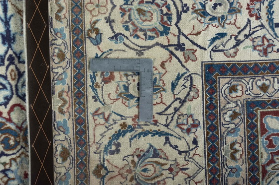 Image 1 of Tapis d'Orient Naïn 9La noué à la main avec de la soie -295 X 200 cm