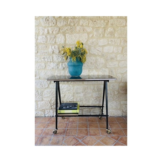 Image 1 of Table d'appoint vintage en formica et métal Support T.V. 1960s