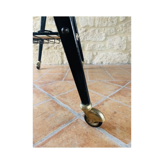 Image 1 of Table d'appoint vintage en formica et métal Support T.V. 1960s