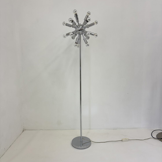 Image 1 of Lampadaire Sputnik chromé