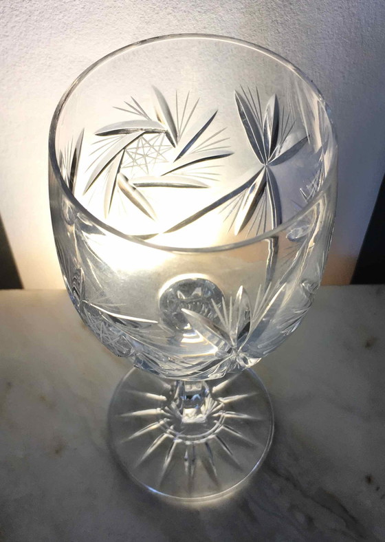 Image 1 of Ensemble De 12 Verres À Vin En Cristal De Bohême Taillé 