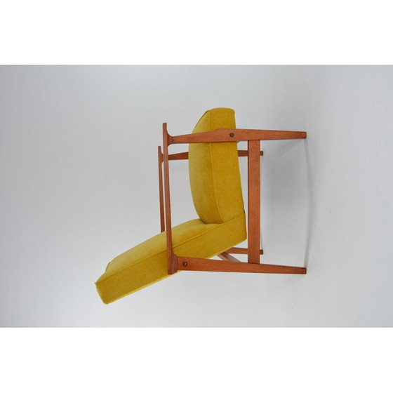 Image 1 of Fauteuil vintage MR jaune