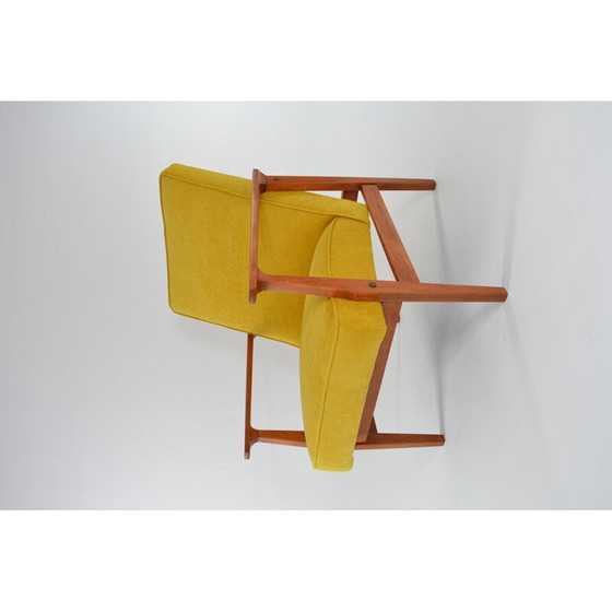 Image 1 of Fauteuil vintage MR jaune