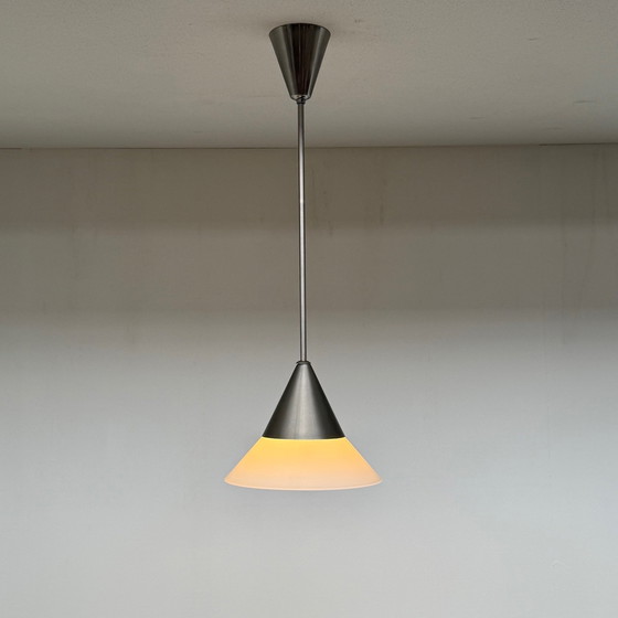 Image 1 of Lampe suspendue avec abat-jour en verre conique Ø24Cm