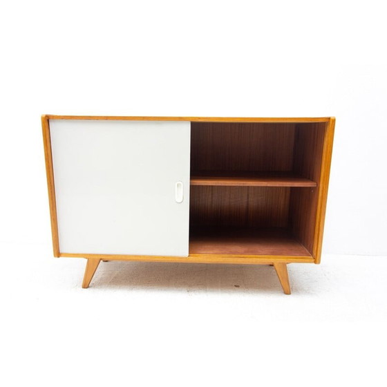 Image 1 of Buffet vintage en hêtre "U-452" par Jiří Jiroutek, Tchèque 1960