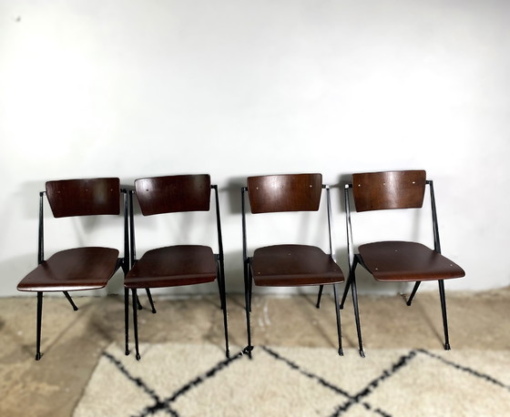 Image 1 of Pyramide Chairs By Wim Rietveld Set Of 4, Industrial Mid Century (Chaises Pyramide par Wim Rietveld)