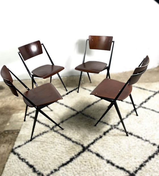 Image 1 of Pyramide Chairs By Wim Rietveld Set Of 4, Industrial Mid Century (Chaises Pyramide par Wim Rietveld)