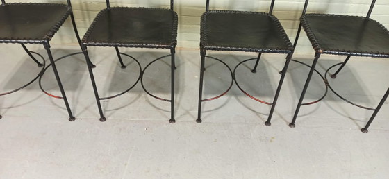 Image 1 of 4 Chaises de salle à manger en fer forgé noir et sièges en cuir