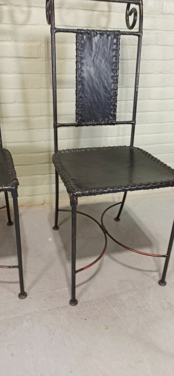 Image 1 of 4 Chaises de salle à manger en fer forgé noir et sièges en cuir