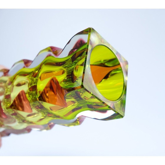 Image 1 of Vase vintage en verre rose par Oldrich Lipsky pour Novy Bor Exbor, Tchécoslovaquie 1964