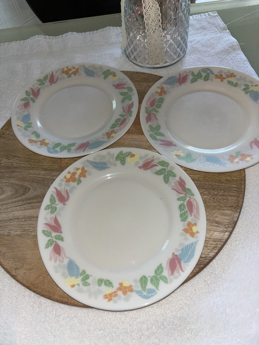 3 Petites Assiettes Arcopal