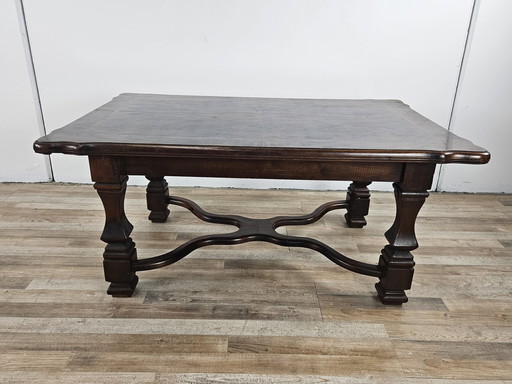 Table basse en noyer avec pieds croisés