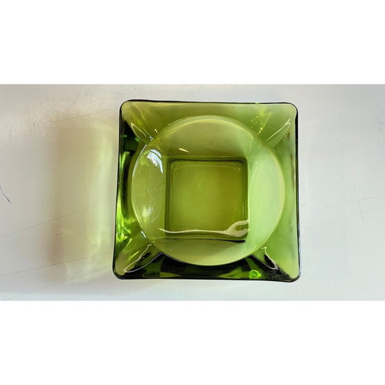 Image 1 of Cendrier géométrique vintage en verre vert