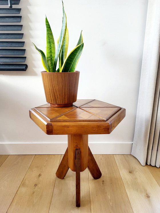 Image 1 of Table d'appoint ou table à plantes en bois hexagonal Art Déco, plateau en bois incrusté