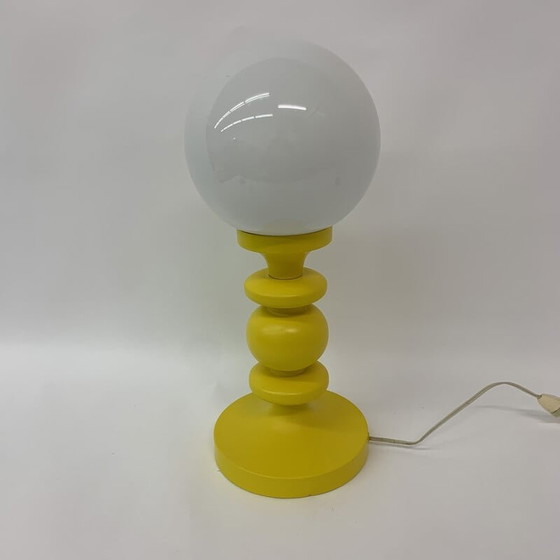Image 1 of Lampe de table jaune de l'ère spatiale, 1970