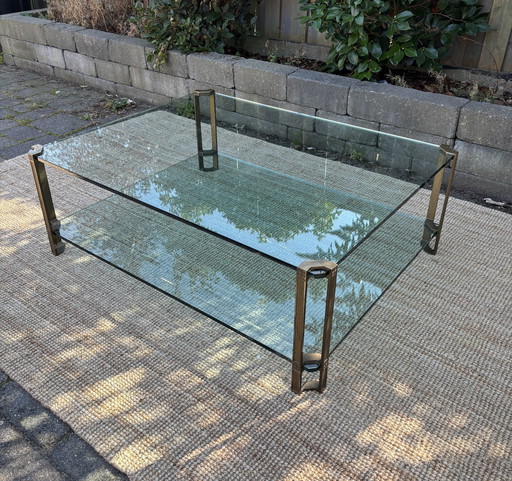 Peter Ghyczy Table basse laiton verre