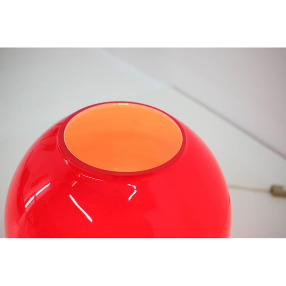 Image 1 of Paire de lampes de table 60w en verre rouge par Stepan Tabery 1960