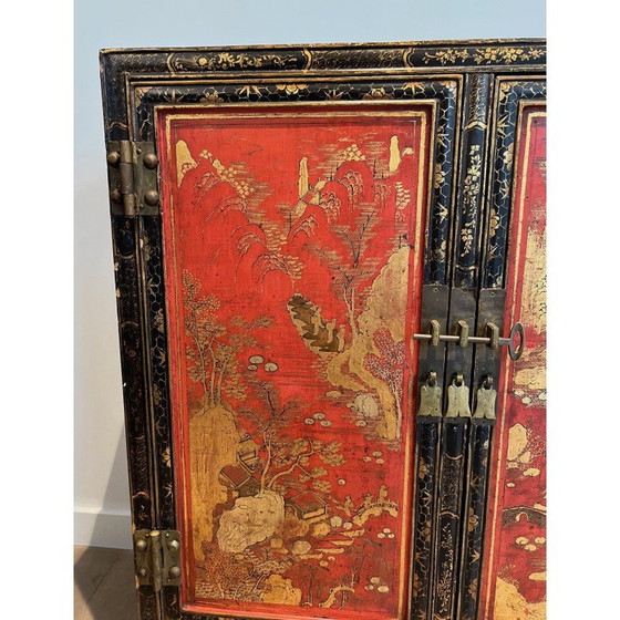 Image 1 of Armoire vintage en bois laqué avec vues chinoises