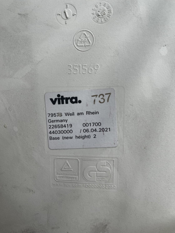 Image 1 of Vitra Dsr Chair White