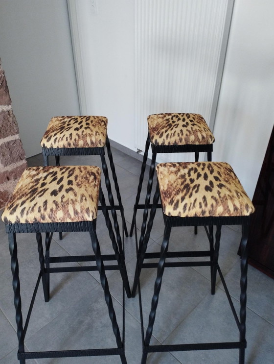 Image 1 of 4 Tabourets Brutalistes De 1950