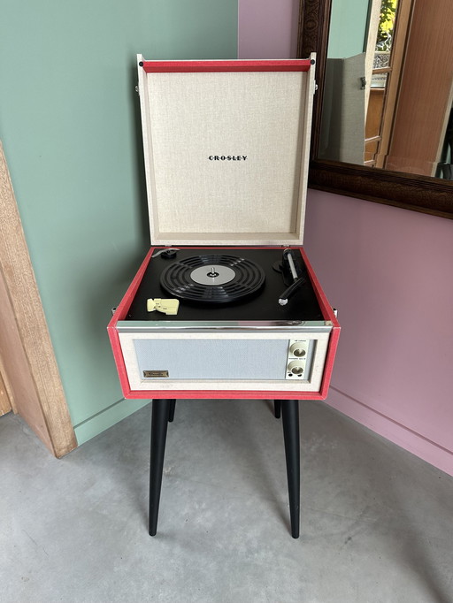 Plaque tournante Crosley Bermuda + 2 boites de disques