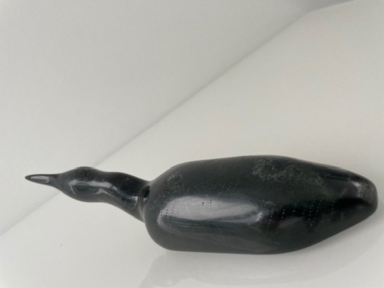 Image 1 of Art Inuit - Rare figurine stylisée Plongeur des glaces - Pierre serpentine