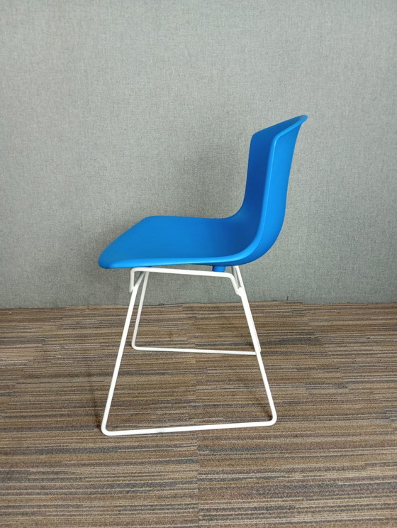 Image 1 of 1X Chaise en plastique Harry Bertoia