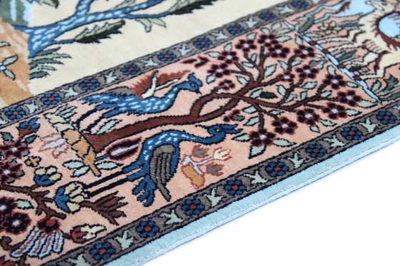 Image 1 of Kashmir original Noué à la main Soie pure sur soie Motifs de chasse 153 X 93 Cm Nouveau tapis