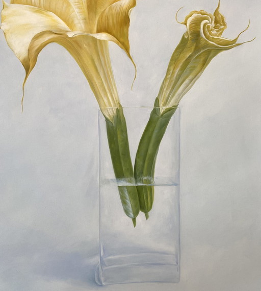 Lys dans un vase en verre